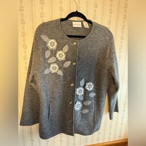 Alfred Dunner Gray 100% Wool cottage core Cardigan Sweater size m